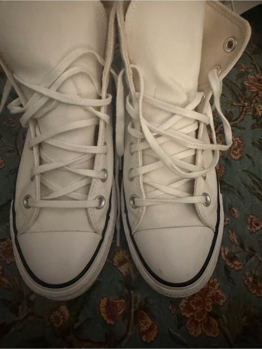 Converse Classic platform Canvas Sneakers in White
